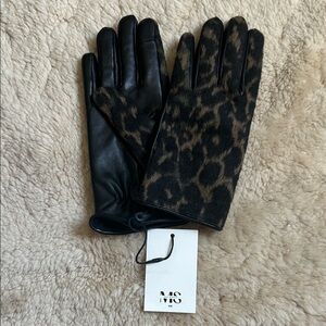 Leopard Patterned Leather Gloves